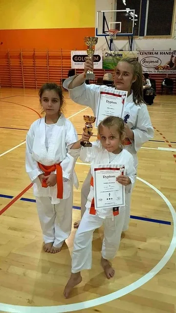 Udany start Małkińskiej Akademii Karate (zdjęcia)