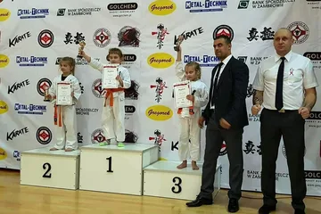 Udany start Małkińskiej Akademii Karate (zdjęcia)