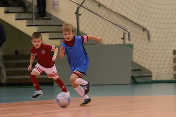 Ambitne boje UKS AP Ostrów Mazowiecka (zdjęcia, wideo)