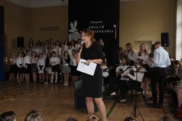 Uroczystości niepodległościowe w "jedynce" (zdjęcia)