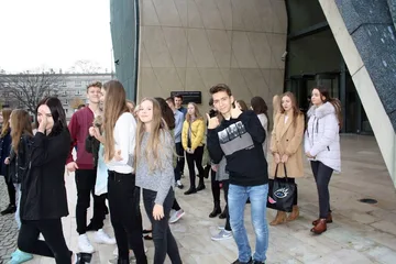 Ciekawa wycieczka uczniów "Kopernika" w Warszawie (zdjęcia)