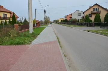 Małkinia Górna: gmina inwestuje w chodniki (zdjęcia)