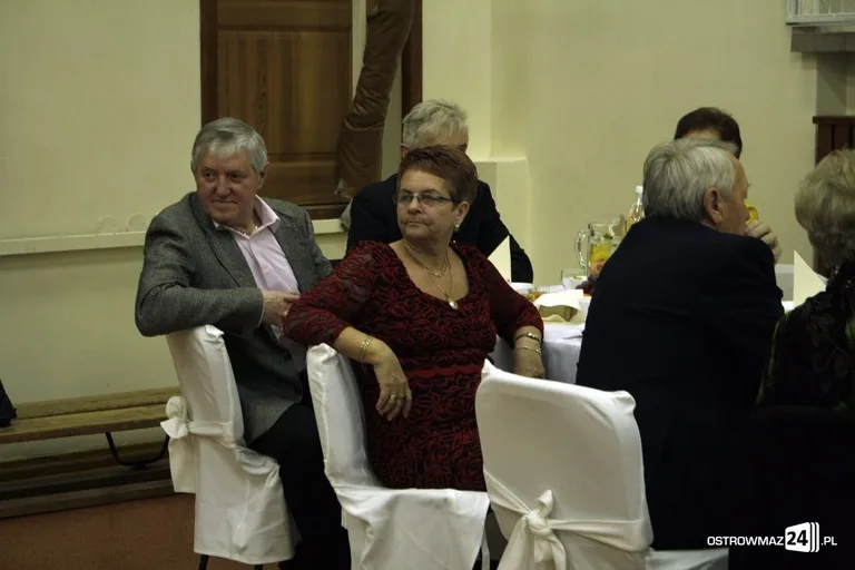 Andrzejkowa zabawa słuchaczy UTW (zdjęcia)