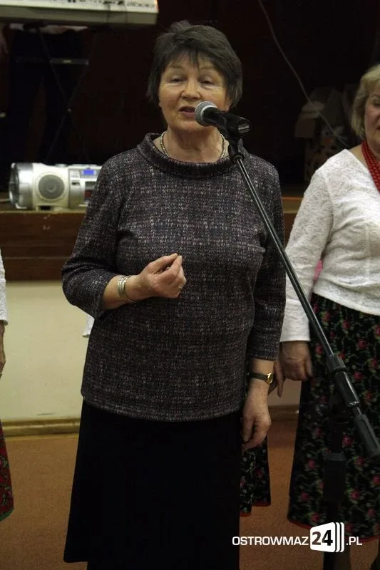 Andrzejkowa zabawa słuchaczy UTW (zdjęcia)