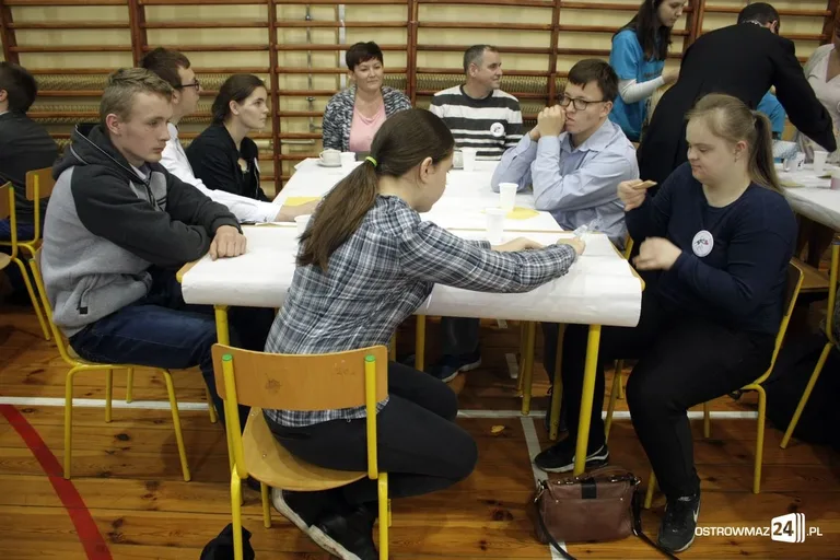 Niepełnosprawni zaprezentowali twórczość religijną (zdjęcia)