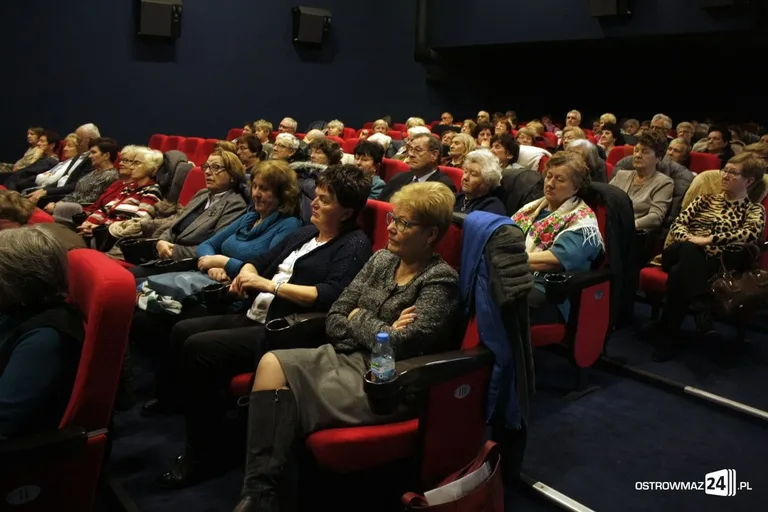 Twórczość Tadeusza Dołęgi-Mostowicza na wykładzie UTW (zdjęcia)