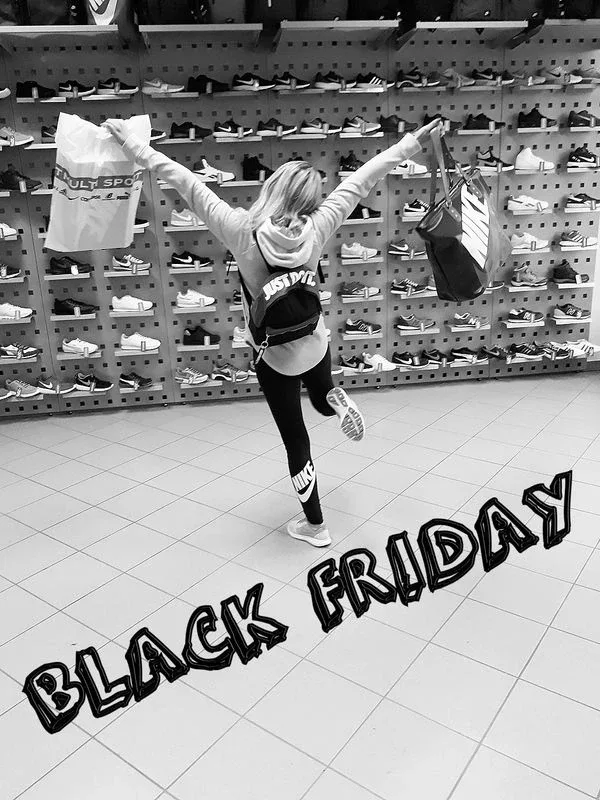 Black Weekend w sklepach Multi Sport (zdjęcia)