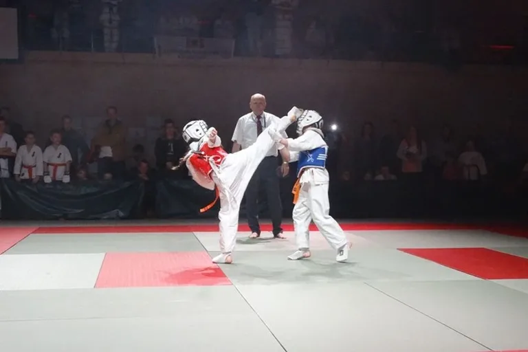 Widowiskowe starcia karate w Broku (zdjęcia)