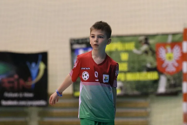 Piłkarze UKS AP otarli się o podium (zdjęcia, wideo)