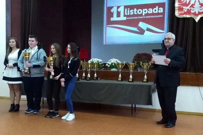 Podsumowanie Święta Niepodległości w powiecie ostrowskim (zdjęcia)