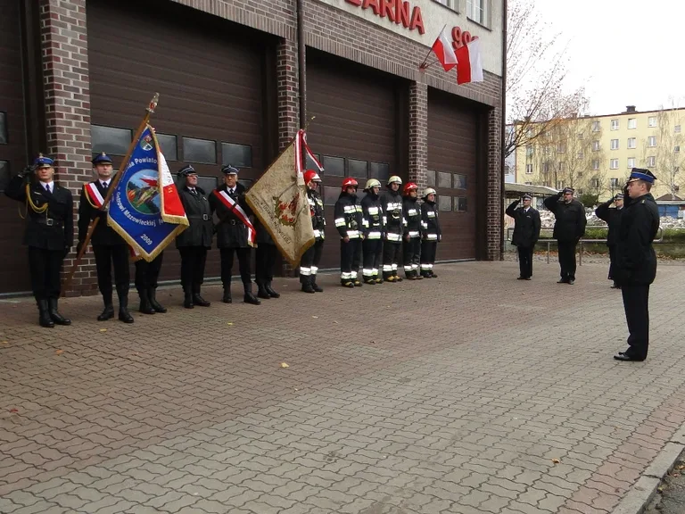 Ostrowscy strażacy uczcili Święto Niepodległości (zdjęcia)