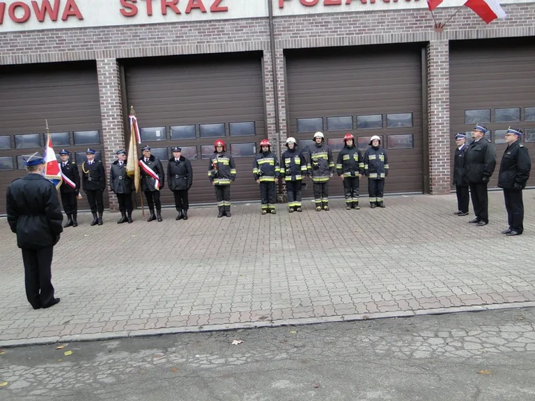 Ostrowscy strażacy uczcili Święto Niepodległości (zdjęcia)