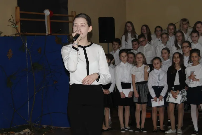 Uroczystości niepodległościowe w "jedynce" (zdjęcia)