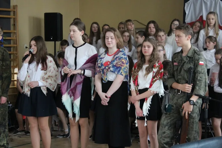Uroczystości niepodległościowe w "jedynce" (zdjęcia)