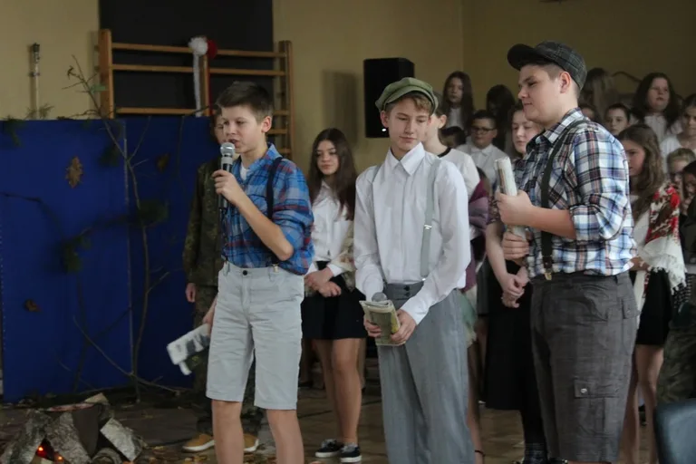 Uroczystości niepodległościowe w "jedynce" (zdjęcia)
