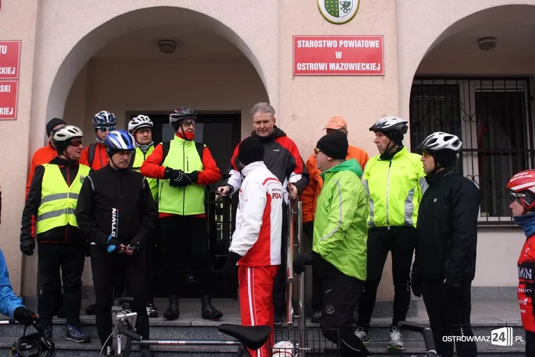 Rajdem rowerowym uczcili Narodowe Święto Niepodległości (zdjęcia)