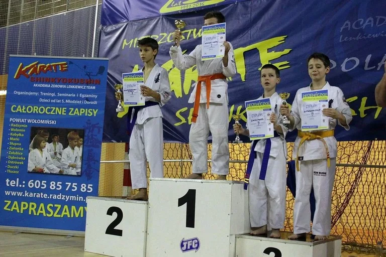 Pięć medali ostrowskich karateków na Mazovia Cup (zdjęcia)