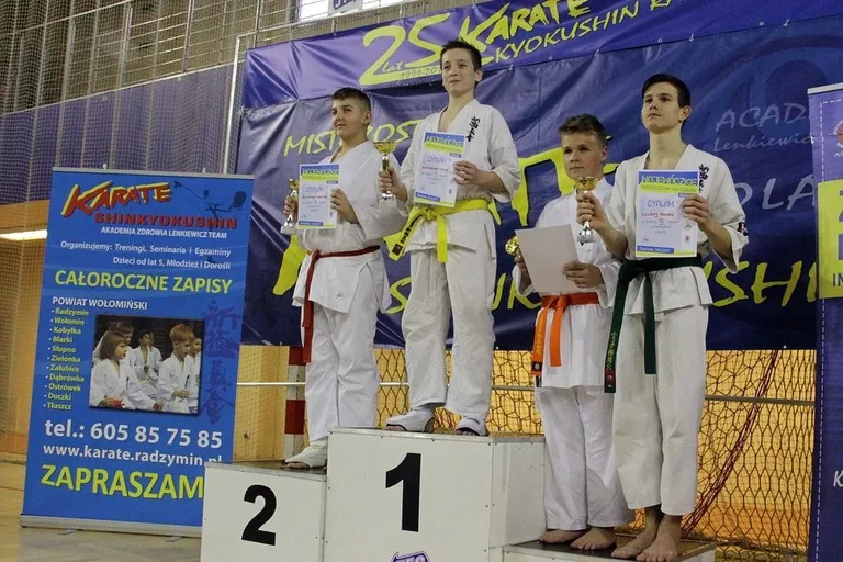 Pięć medali ostrowskich karateków na Mazovia Cup (zdjęcia)