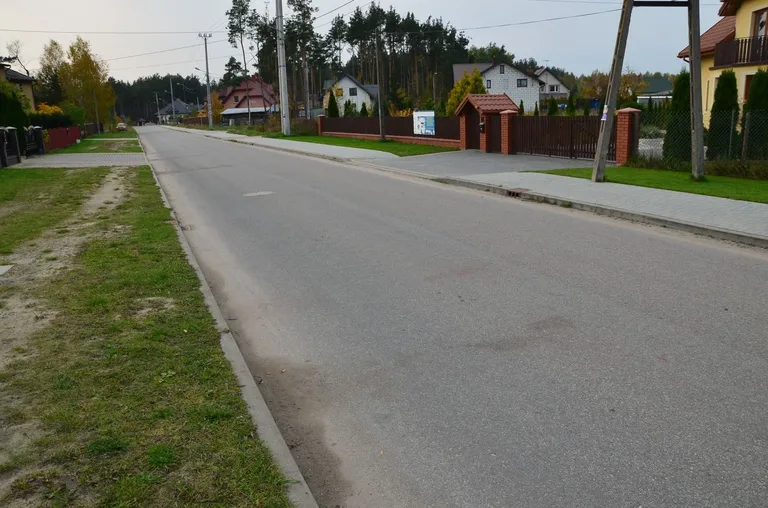 Małkinia Górna: gmina inwestuje w chodniki (zdjęcia)
