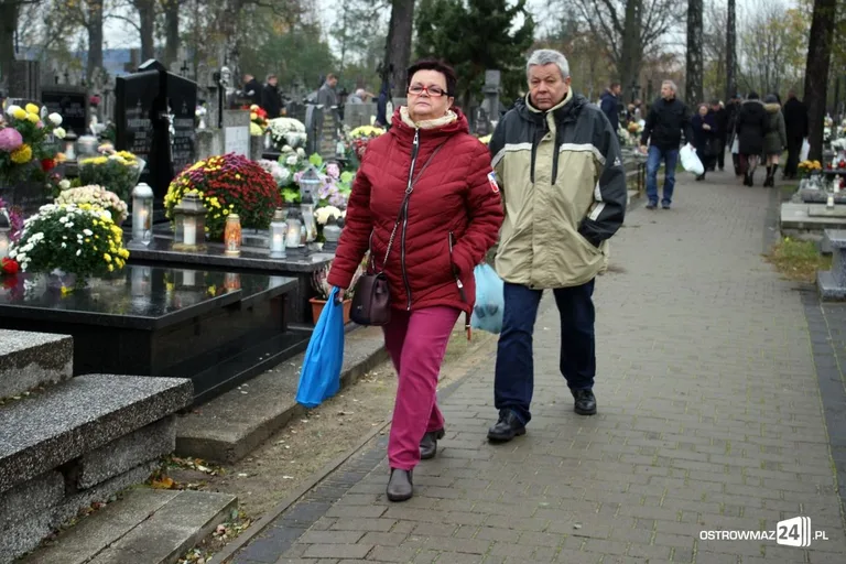 Dzień Wszystkich Świętych (zdjęcia)