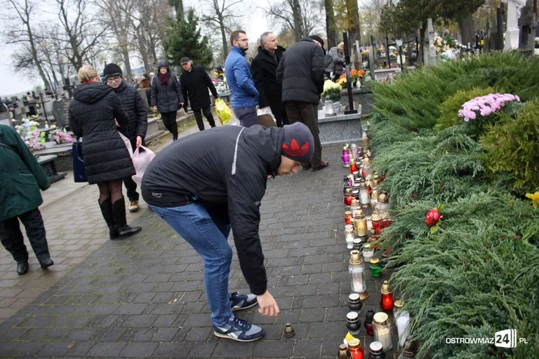 Dzień Wszystkich Świętych (zdjęcia)
