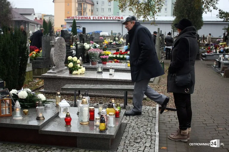 Dzień Wszystkich Świętych (zdjęcia)