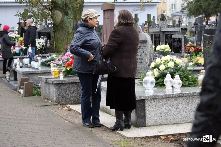 Dzień Wszystkich Świętych (zdjęcia)