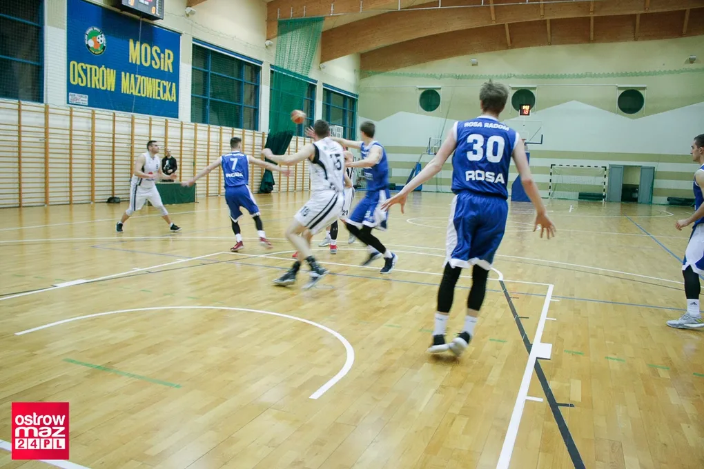 Bolesna porażka Sokoła z KS Rosa-Sport Radom (zdjęcia)