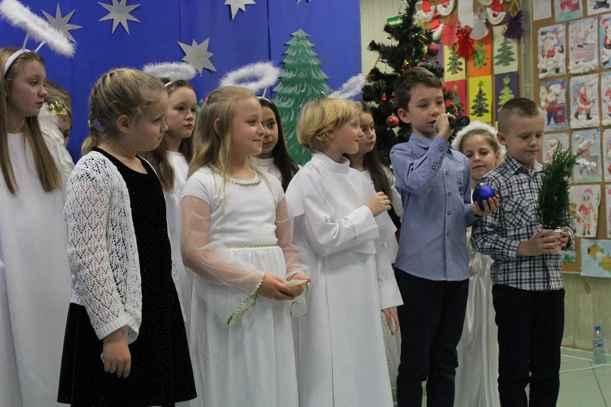 Jasełka dla klas I-III w SP nr 1 (zdjęcia)