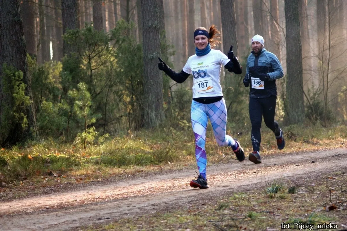 Pobiegli po choinkę w Orle (300 zdjęć)