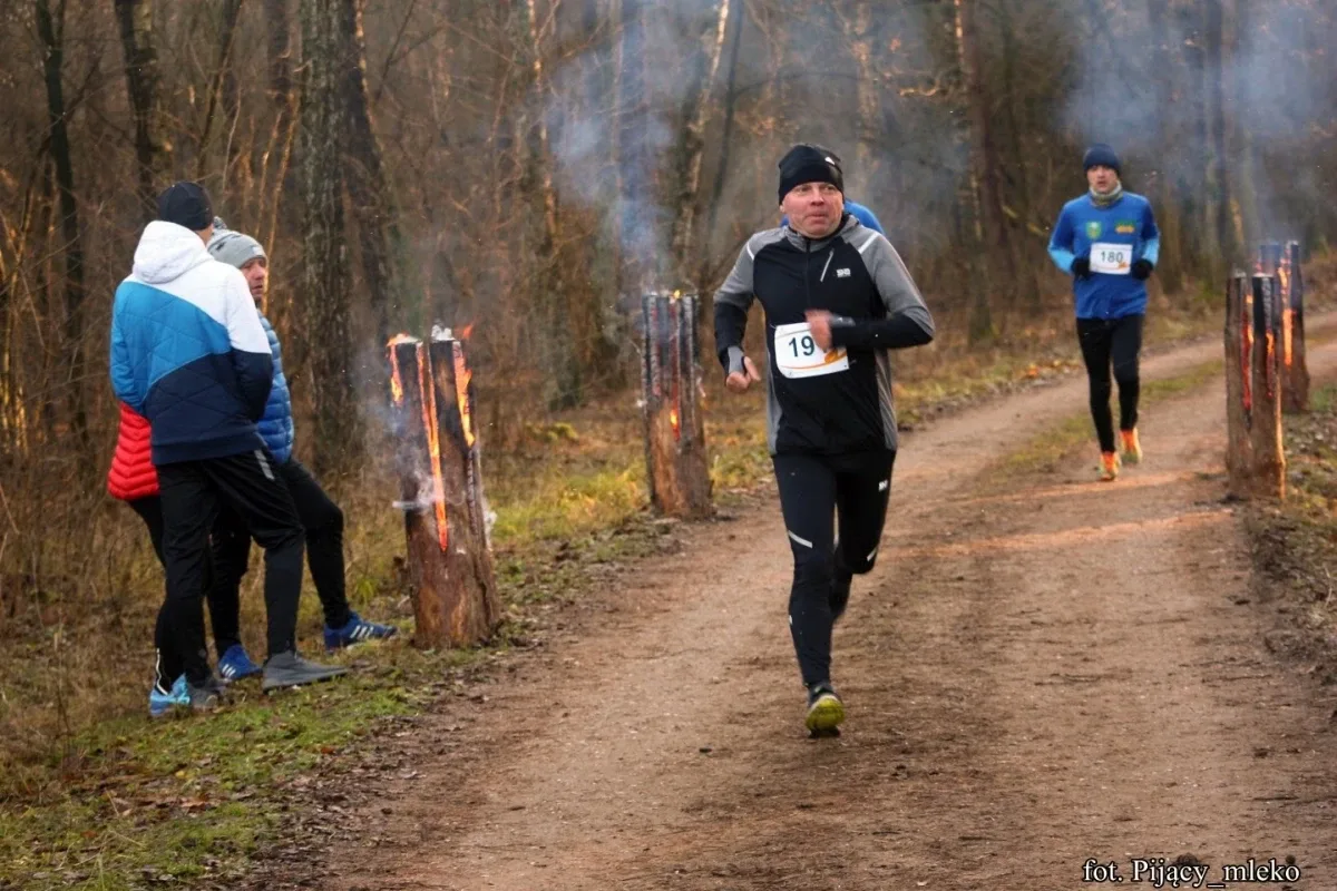 Pobiegli po choinkę w Orle (300 zdjęć)