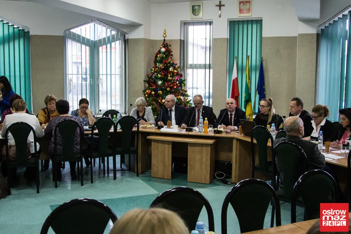 Sesja Rady Gminy Ostrów Mazowiecka za nami (zdjęcia, wideo)
