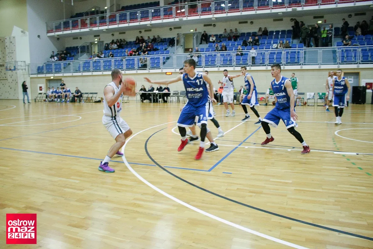 Bolesna porażka Sokoła z KS Rosa-Sport Radom (zdjęcia)