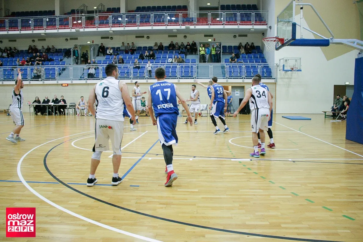 Bolesna porażka Sokoła z KS Rosa-Sport Radom (zdjęcia)