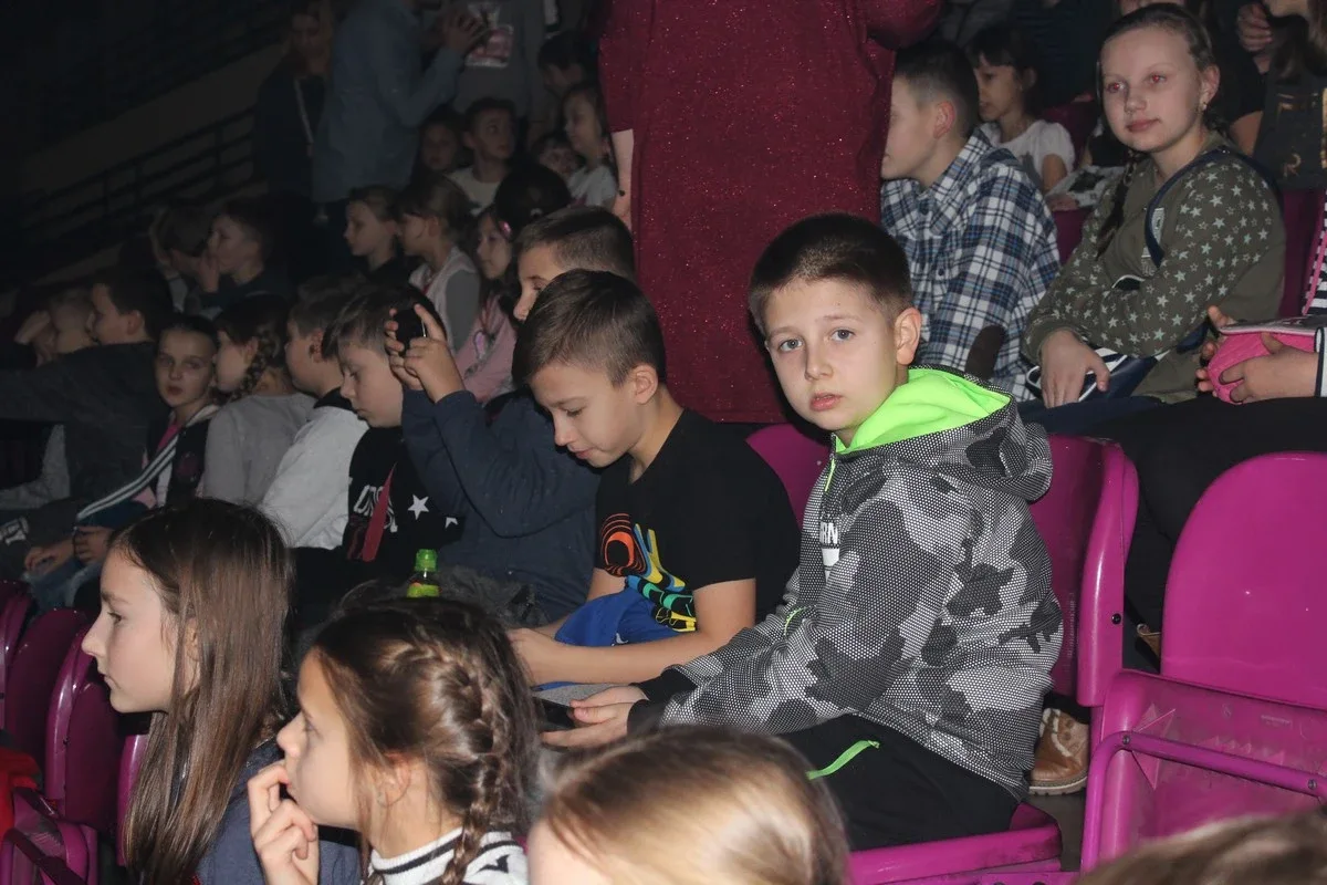 Uczniowie z SP 1 na Mikołajkach w Warszawie (zdjęcia)