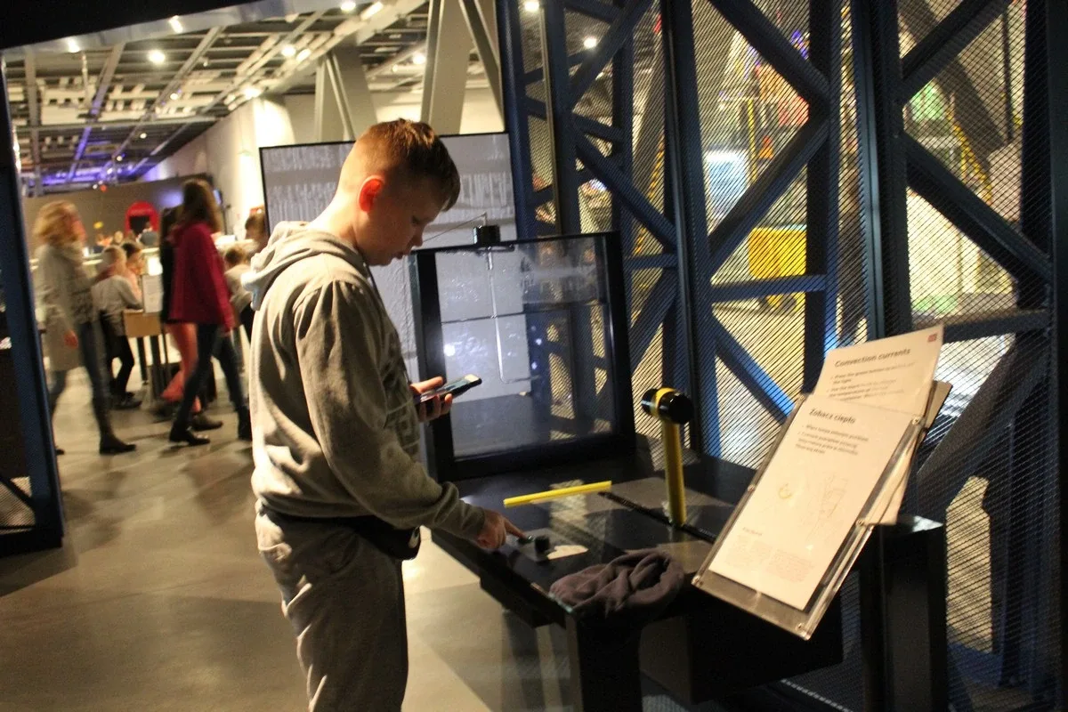 Uczniowie z SP 1 na Mikołajkach w Warszawie (zdjęcia)
