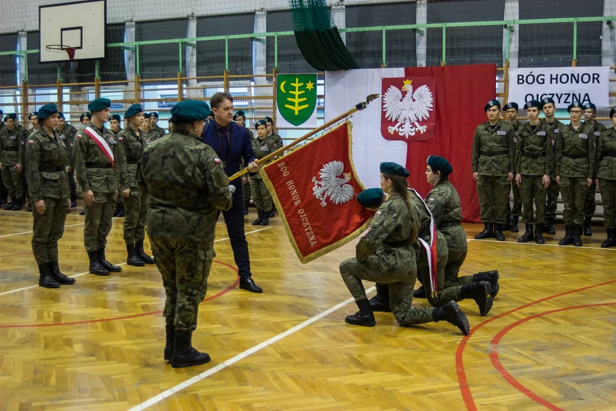 Nadanie stopni kadeckich w ostrowskim Rubinku (zdjęcia)