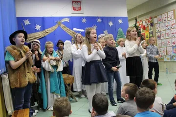 Jasełka dla klas I-III w SP nr 1 (zdjęcia)