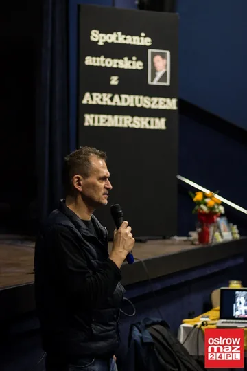 Arkadiusz Niemirski i jego nowa powieść (zdjęcia)