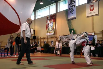 19 medali ostrowskich karateków w Broku (zdjęcia)