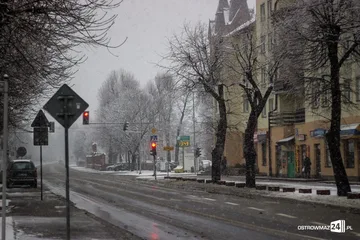 Spadł zapowiadany śnieg (zdjęcia)