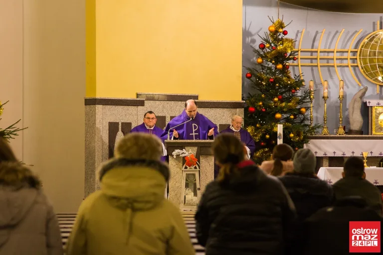 Betlejemskie Światło Pokoju w Ostrowi Mazowieckiej (zdjęcia, wideo)