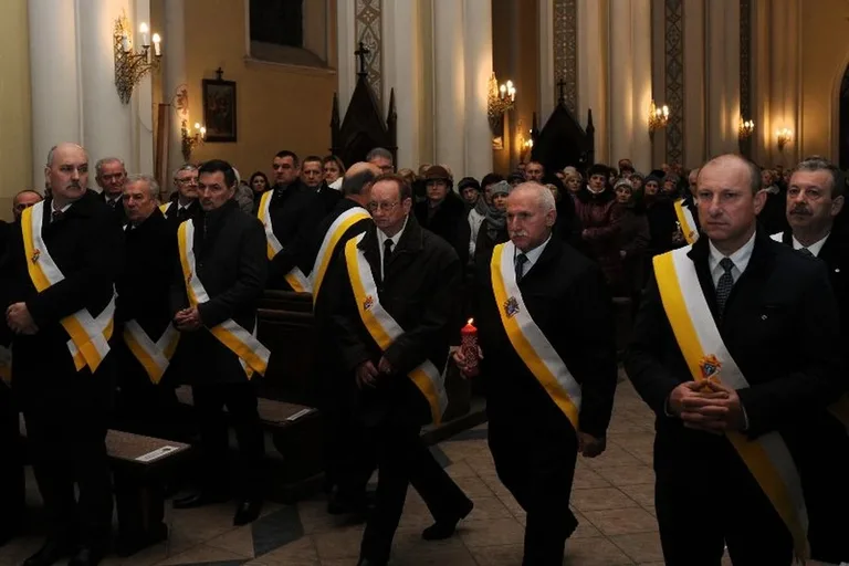    Wyświęcono sztandar Zakonu Rycerzy Kolumba (zdjęcia)