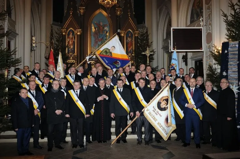    Wyświęcono sztandar Zakonu Rycerzy Kolumba (zdjęcia)