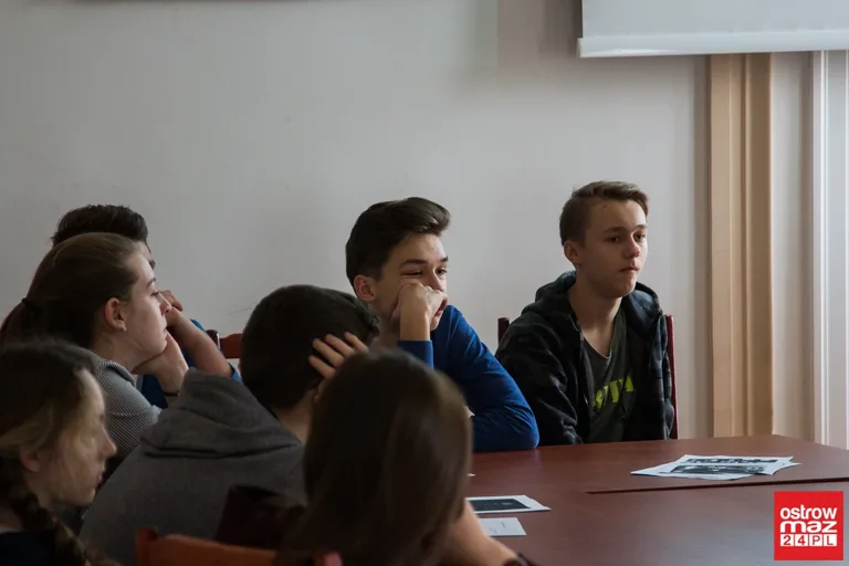    Przystanek Historia w ostrowskim ratuszu (zdjęcia, wideo)