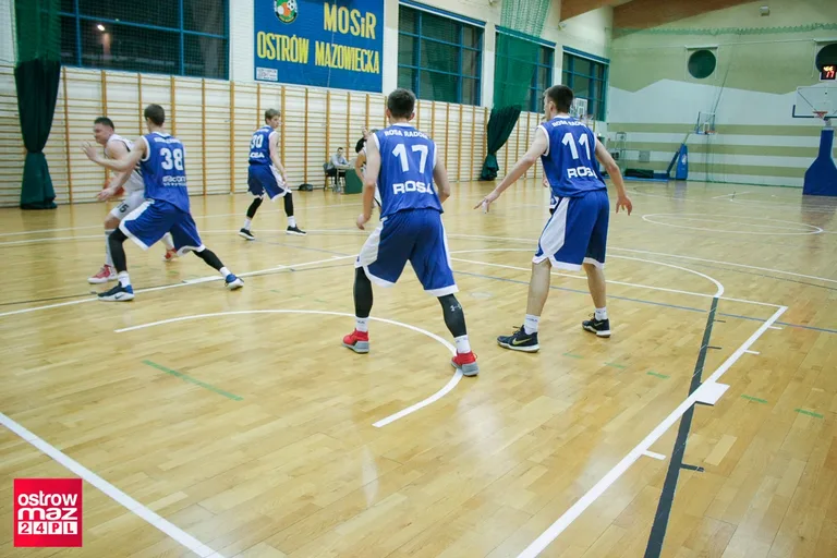 Bolesna porażka Sokoła z KS Rosa-Sport Radom (zdjęcia)