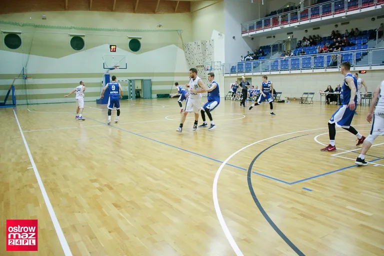 Bolesna porażka Sokoła z KS Rosa-Sport Radom (zdjęcia)