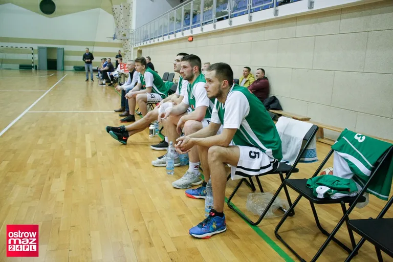 Bolesna porażka Sokoła z KS Rosa-Sport Radom (zdjęcia)