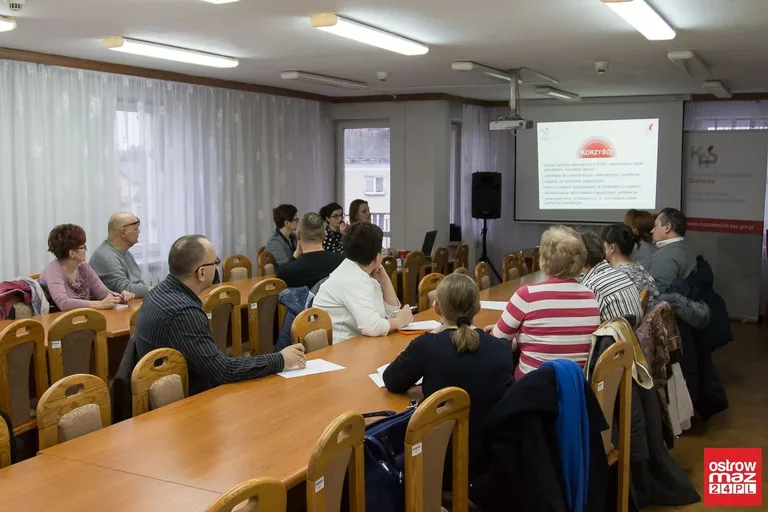 Szkolenie z JPK w ostrowskiej skarbówce (zdjęcia, wideo)