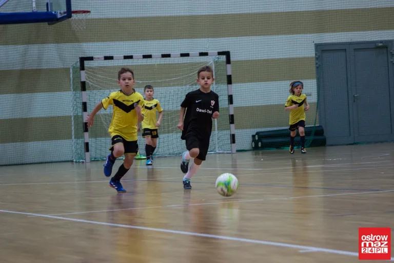 Turniej Mikołajkowy Akademii Piłkarskiej (zdjęcia)
